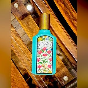 Gucci Flora perfume 3.3oz